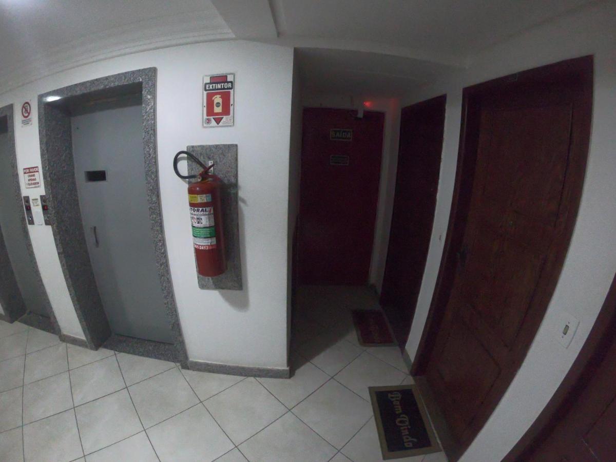 Apartamento - Praia Das Castanheiras กวาราปารี ภายนอก รูปภาพ